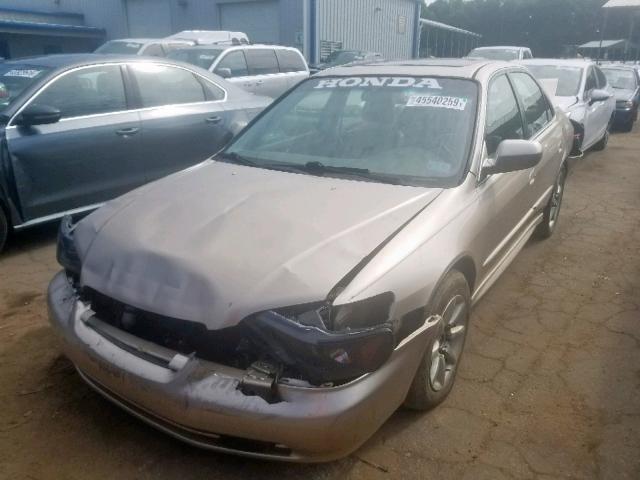 1HGCG16582A003681 - 2002 HONDA ACCORD EX GOLD photo 2