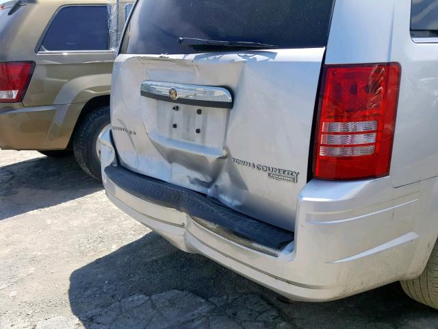 2A4RR5D13AR249410 - 2010 CHRYSLER TOWN & COU GRAY photo 9