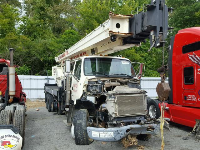 2FZHAWDA16AV19659 - 2006 STERLING TRUCK LT 8500 CREAM photo 1