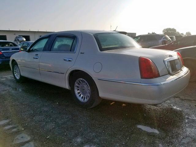 1LNHM85W31Y648823 - 2001 LINCOLN TOWN CAR C TAN photo 3