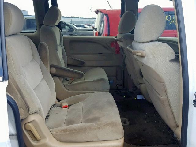 5FNRL38208B031591 - 2006 HONDA ODYSSEY LX WHITE photo 6