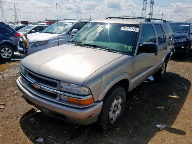 1GNDT13WX2K241562 - 2002 CHEVROLET BLAZER BEIGE photo 2