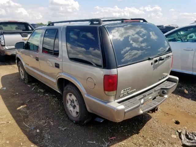 1GNDT13WX2K241562 - 2002 CHEVROLET BLAZER BEIGE photo 3