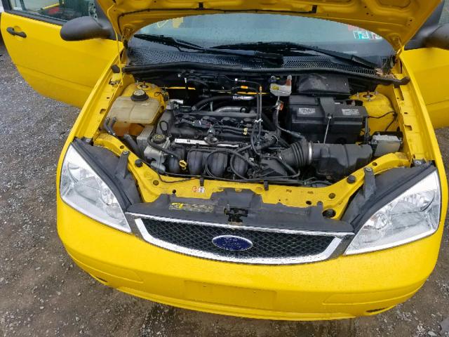 1FAHP31N97W274434 - 2007 FORD FOCUS ZX3 YELLOW photo 7