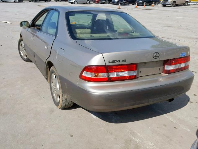 JT8BF28G8Y0282063 - 2000 LEXUS ES 300 TAN photo 3