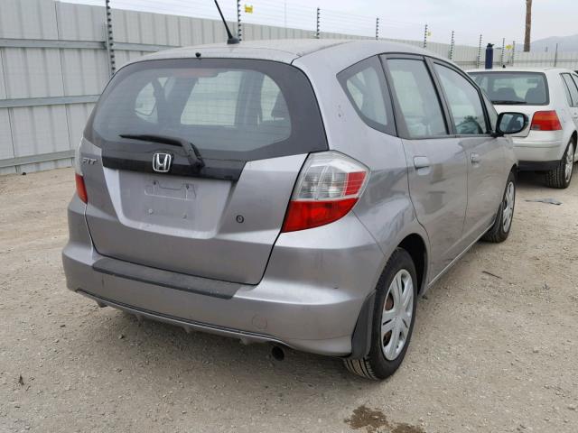 JHMGE88289S052870 - 2009 HONDA FIT GRAY photo 4