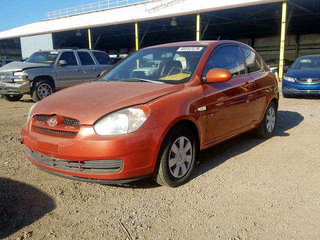 KMHCM36C07U037066 - 2007 HYUNDAI ACCENT GS ORANGE photo 2