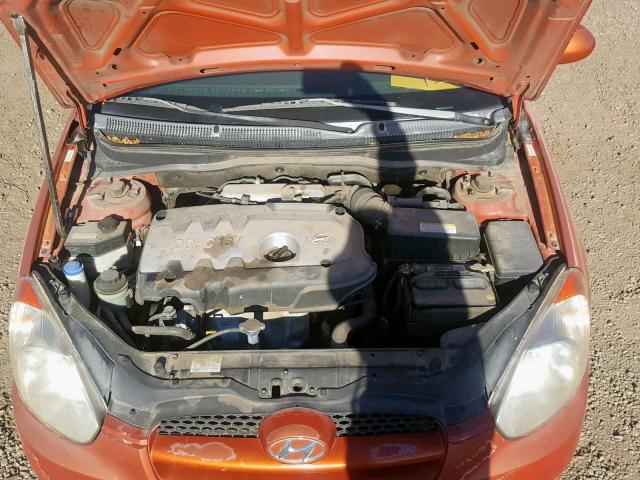 KMHCM36C07U037066 - 2007 HYUNDAI ACCENT GS ORANGE photo 7