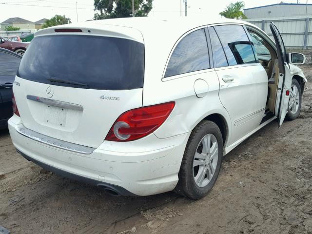 4JGCB65E78A075360 - 2008 MERCEDES-BENZ R 350 WHITE photo 4