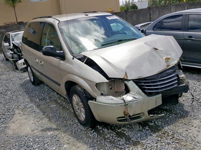 1A4GP45R06B726084 - 2006 CHRYSLER TOWN & COU GOLD photo 1