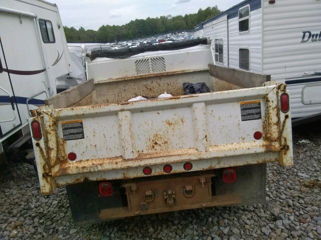 1FDAF57P14EC15183 - 2004 FORD F550 SUPER WHITE photo 6