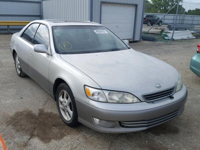 JT8BF28GXY0252028 - 2000 LEXUS ES 300 SILVER photo 1