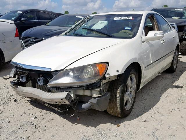 JH4KB16578C002932 - 2008 ACURA RL WHITE photo 2