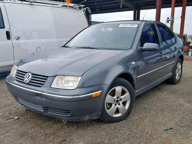 3VWSK69M04M060095 - 2004 VOLKSWAGEN JETTA GLS CHARCOAL photo 2