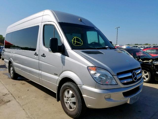 WDZPE8CC8D5763848 - 2013 MERCEDES-BENZ SPRINTER 2 SILVER photo 1