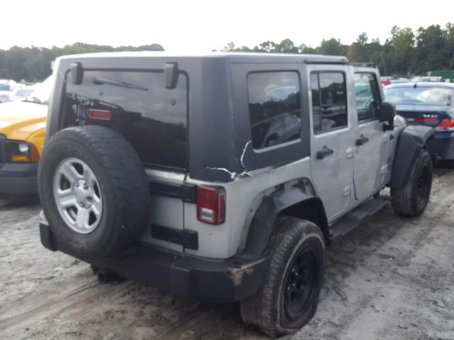 1J4GA39147L114322 - 2007 JEEP WRANGLER X SILVER photo 4