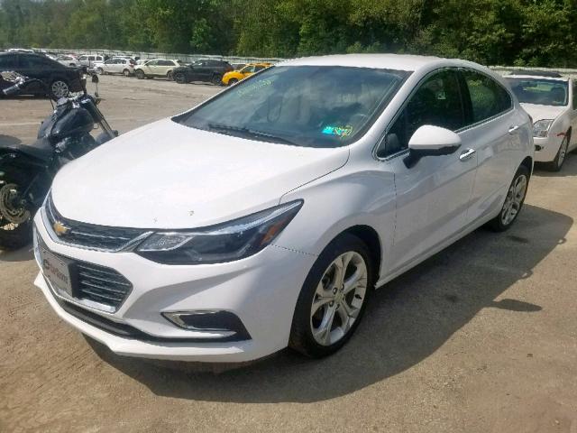 3G1BF6SM6JS622132 - 2018 CHEVROLET CRUZE PREM WHITE photo 2