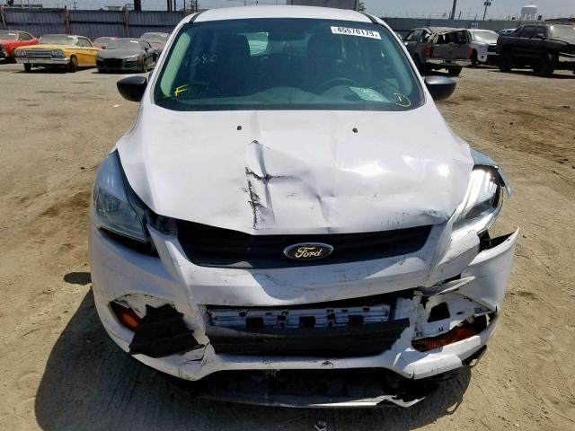 1FMCU0F74GUC27888 - 2016 FORD ESCAPE S WHITE photo 9