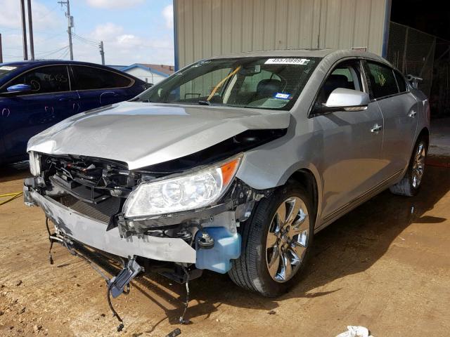 1G4GH5E3XCF123731 - 2012 BUICK LACROSSE P SILVER photo 2