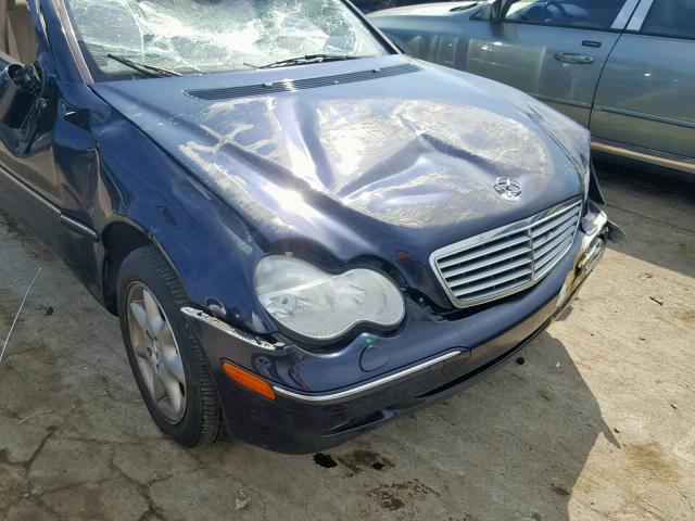 WDBRF61J12F276637 - 2002 MERCEDES-BENZ C 240 BLUE photo 10