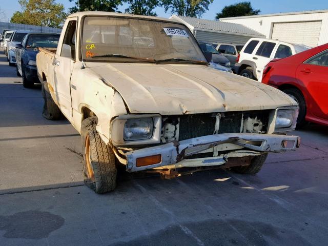 JT4RN34R4D0079147 - 1983 TOYOTA PICKUP 1/2 YELLOW photo 1