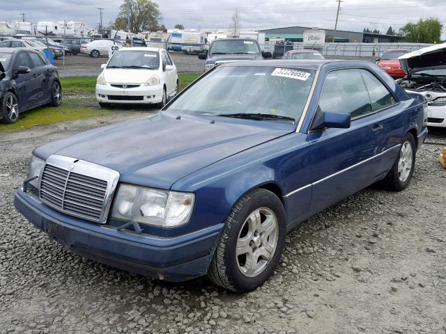 WDBEA51D1LB137862 - 1990 MERCEDES-BENZ 300 CE BLUE photo 2