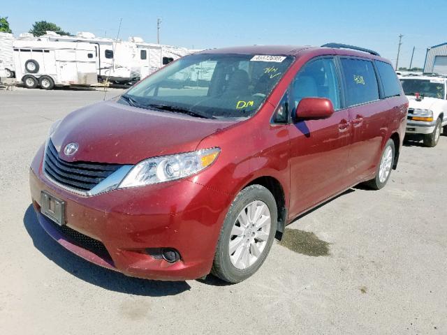 5TDJK3DC0DS049481 - 2013 TOYOTA SIENNA LE MAROON photo 2