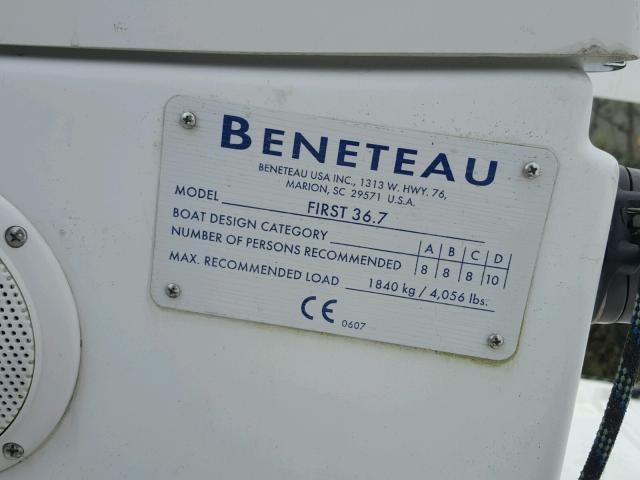 BEYN2146E404 - 2004 BENE BOAT WHITE photo 10