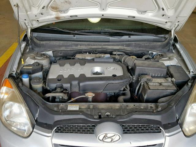 KMHCN36C07U051580 - 2007 HYUNDAI ACCENT SE SILVER photo 7