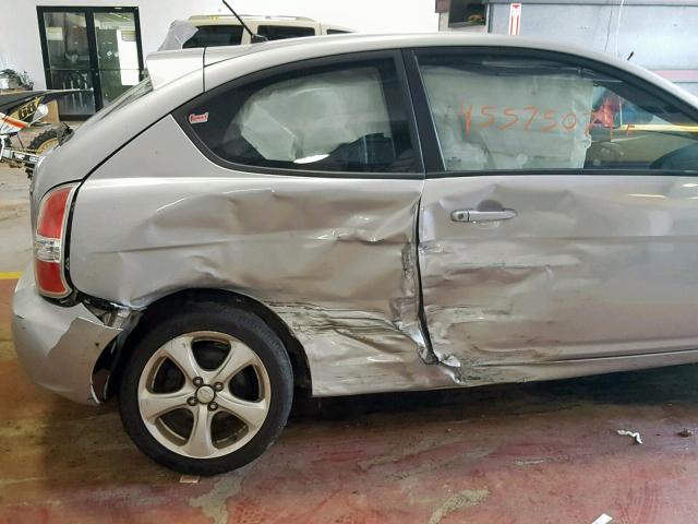 KMHCN36C07U051580 - 2007 HYUNDAI ACCENT SE SILVER photo 9