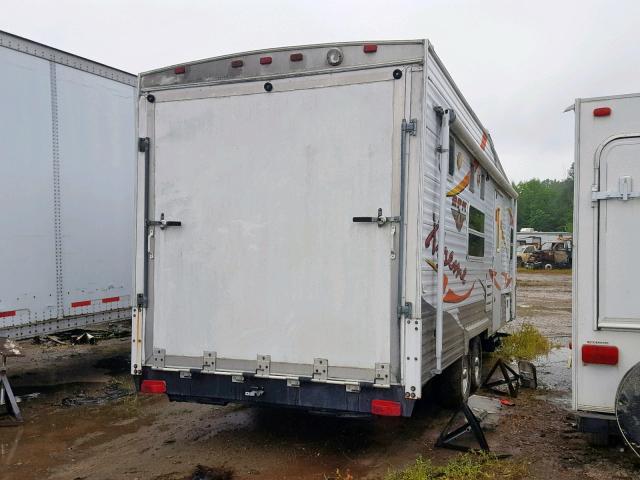 5C1UA27239P012283 - 2009 RPM 28 TRAILER WHITE photo 4