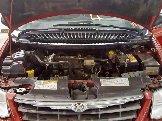 2A4GP44RX6R714902 - 2006 CHRYSLER TOWN & COU RED photo 7