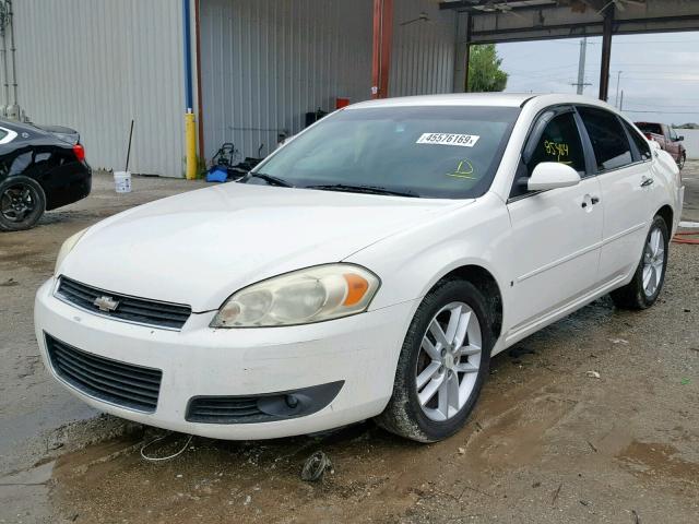 2G1WU583881199270 - 2008 CHEVROLET IMPALA LTZ WHITE photo 2