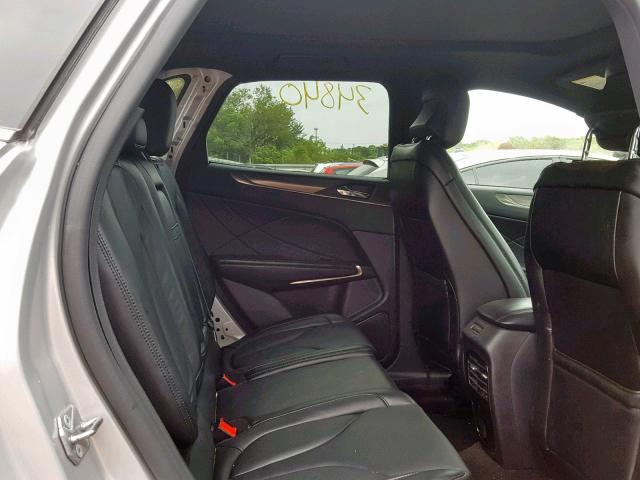 5LMCJ2D98HUL40346 - 2017 LINCOLN MKC SELECT SILVER photo 6