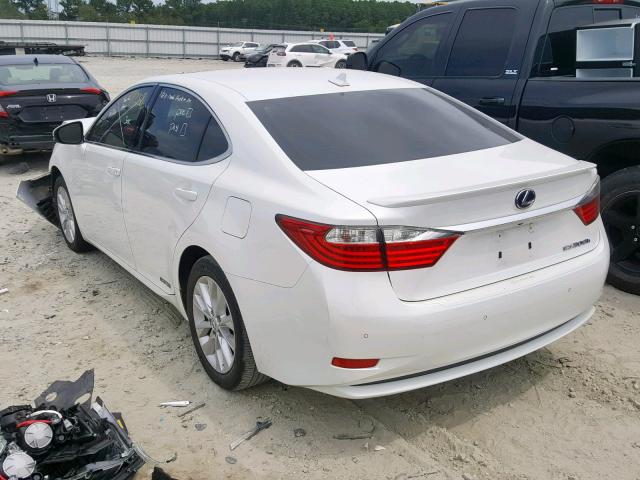 JTHBW1GG2D2012708 - 2013 LEXUS ES 300H WHITE photo 3