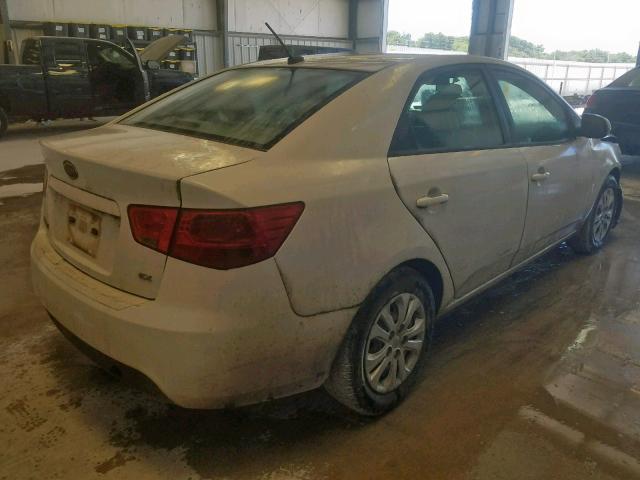 KNAFU4A28C5490858 - 2012 KIA FORTE EX WHITE photo 4