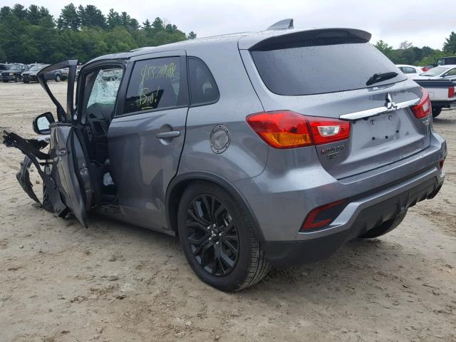 JA4AR3AU8JU003486 - 2018 MITSUBISHI OUTLANDER GRAY photo 3