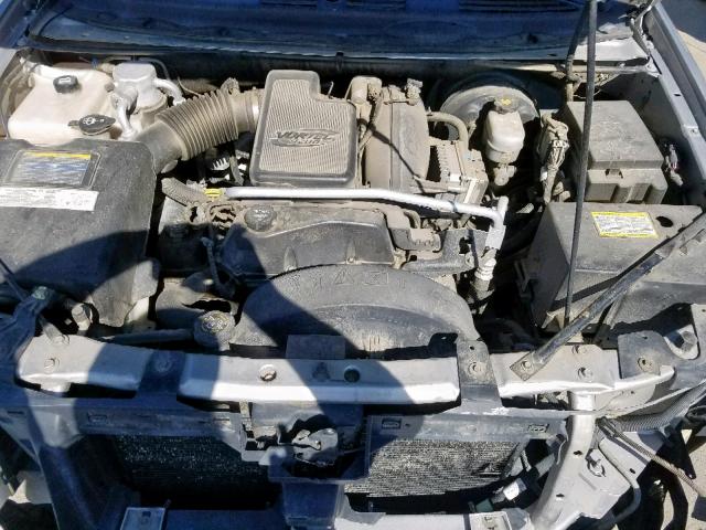 1GKET16S456113499 - 2005 GMC ENVOY XL CREAM photo 7