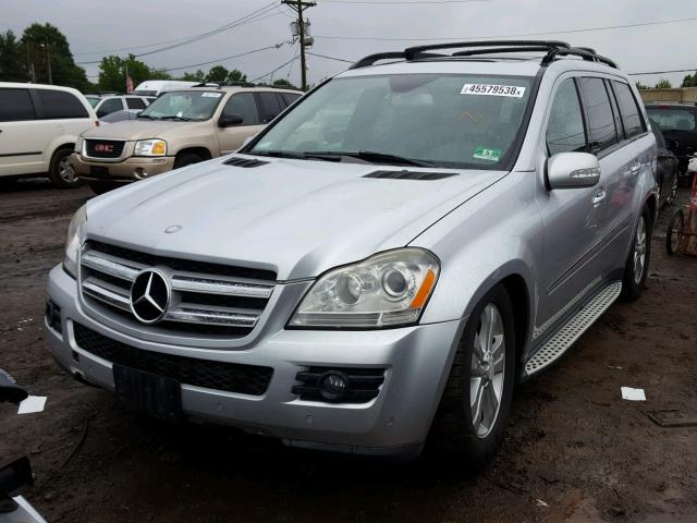 4JGBF71E28A389901 - 2008 MERCEDES-BENZ GL 450 4MA SILVER photo 2