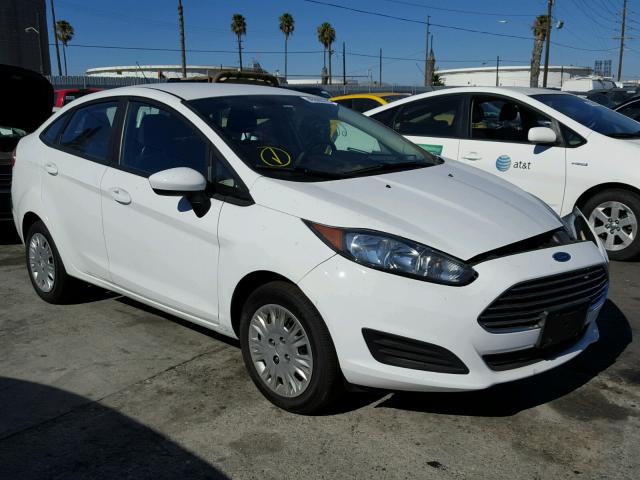 3FADP4AJ1KM118446 - 2019 FORD FIESTA S WHITE photo 1