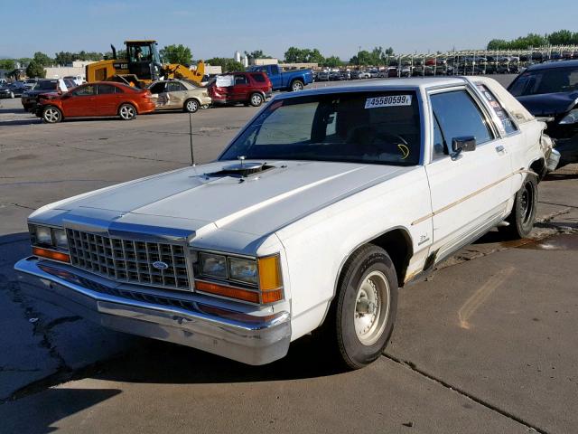 1FABP42F4EZ164163 - 1984 FORD LTD CROWN WHITE photo 2