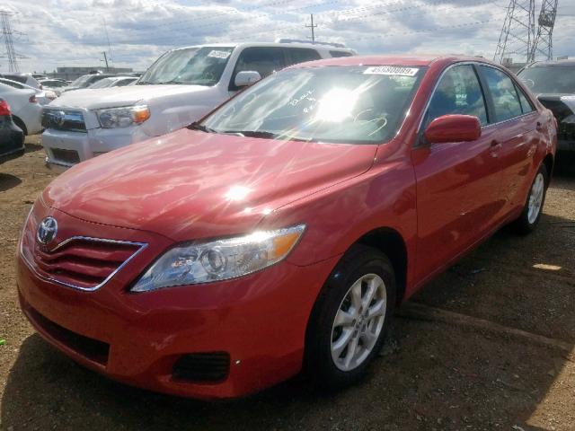 4T4BF3EK5BR105472 - 2011 TOYOTA CAMRY BASE RED photo 2