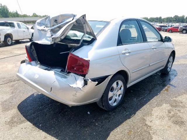 KNAFE221895653167 - 2009 KIA SPECTRA EX SILVER photo 4