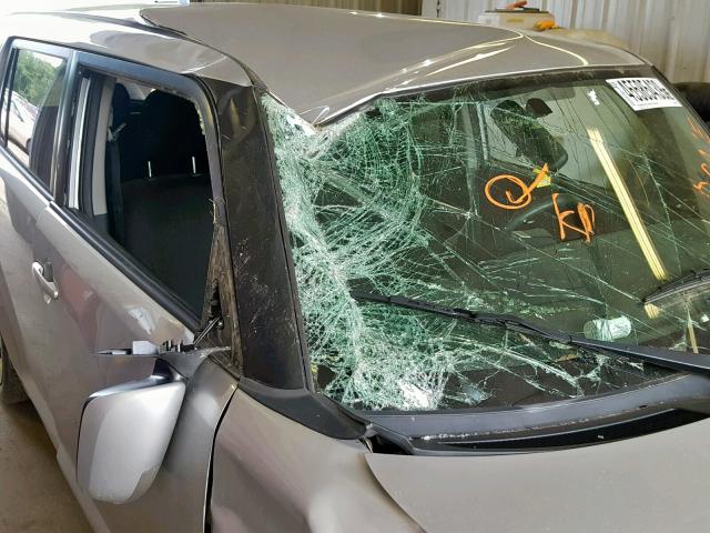 JTLKE50E181052976 - 2008 TOYOTA SCION XB 灰色 照片 9