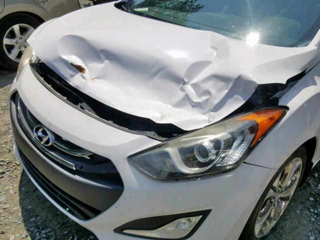 KMHD35LE7DU020673 - 2013 HYUNDAI ELANTRA GT WHITE photo 9