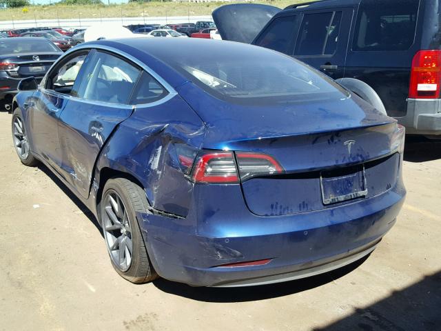 5YJ3E1EA4JF041949 - 2018 TESLA MODEL 3 BLUE photo 3