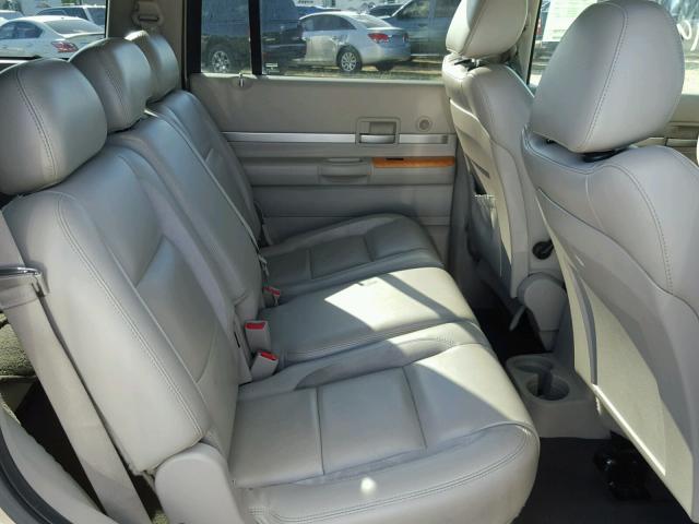 1A8HW58278F113563 - 2008 CHRYSLER ASPEN LIMI GOLD photo 6