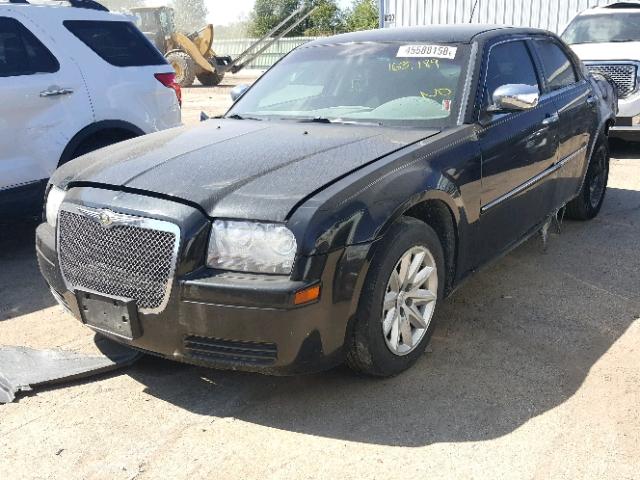 2C3KA43R58H169532 - 2008 CHRYSLER 300 LX BLACK photo 2