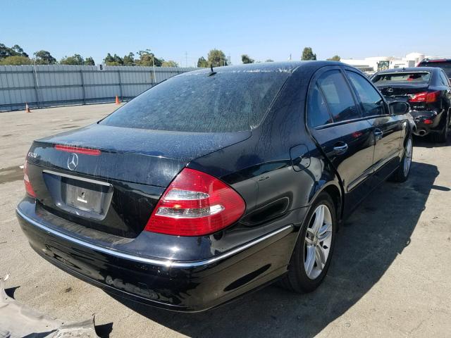 WDBUF65J95A657349 - 2005 MERCEDES-BENZ E 320 BLACK photo 4