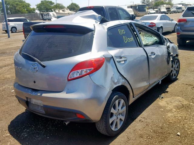 JM1DE1LY7C0137340 - 2012 MAZDA MAZDA2 SILVER photo 4